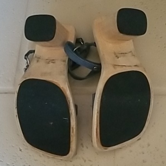 Colin Stuart wood & denim "Block" Heels - Picture 7 of 10